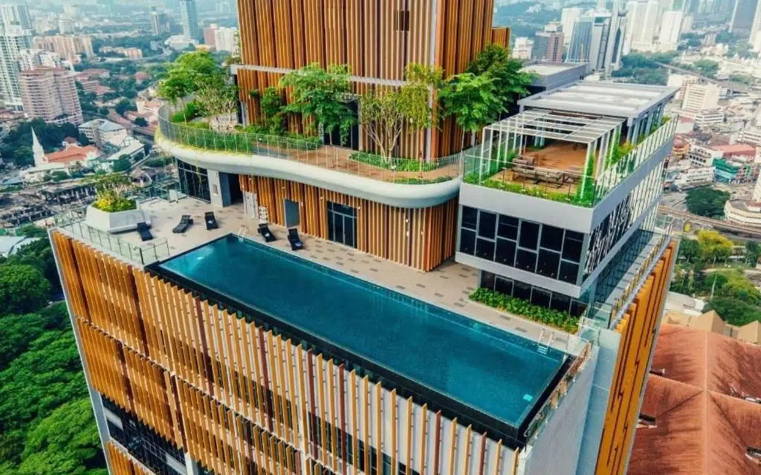 Ceylonz Suites by RoomyBB